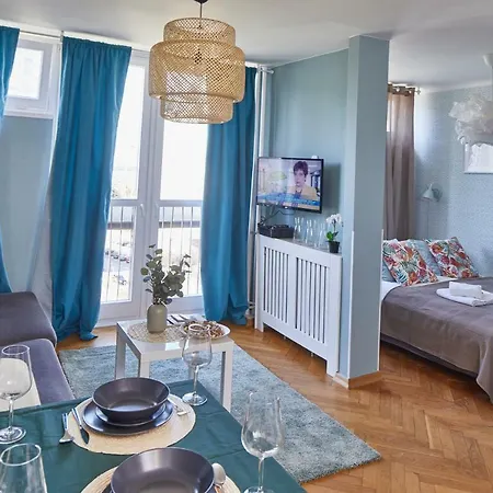 Chlodna Sky Blue Apartment 公寓
